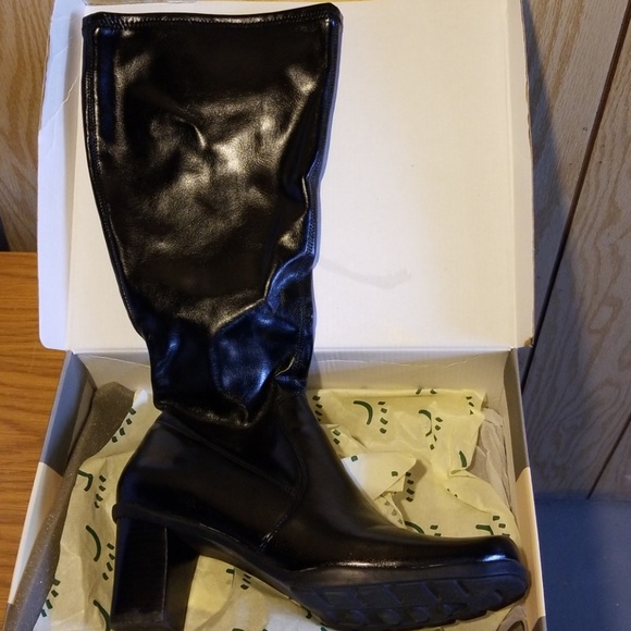Black Faux Leather Boots - Picture 1 of 7